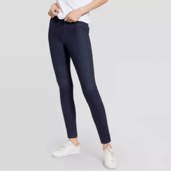 Women’s Hue Studio Classic Denim Leggings Mid Rise Knit Jean,Deep Indigo, S M - Picture 3 of 7